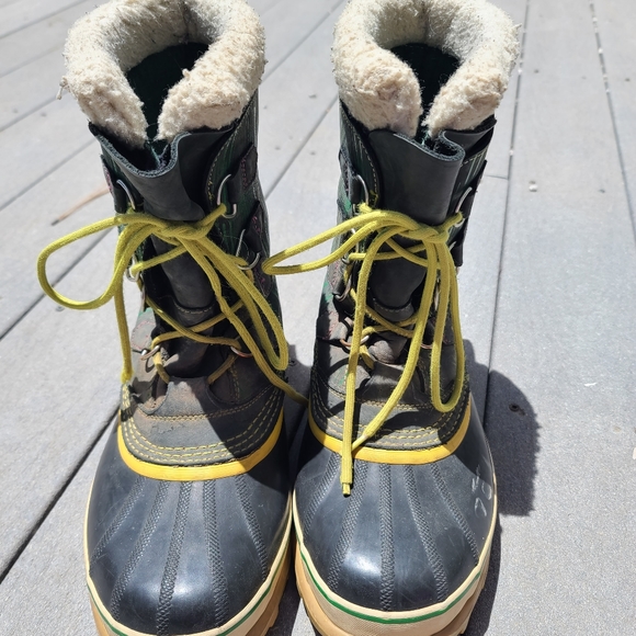Sorel snowboots
